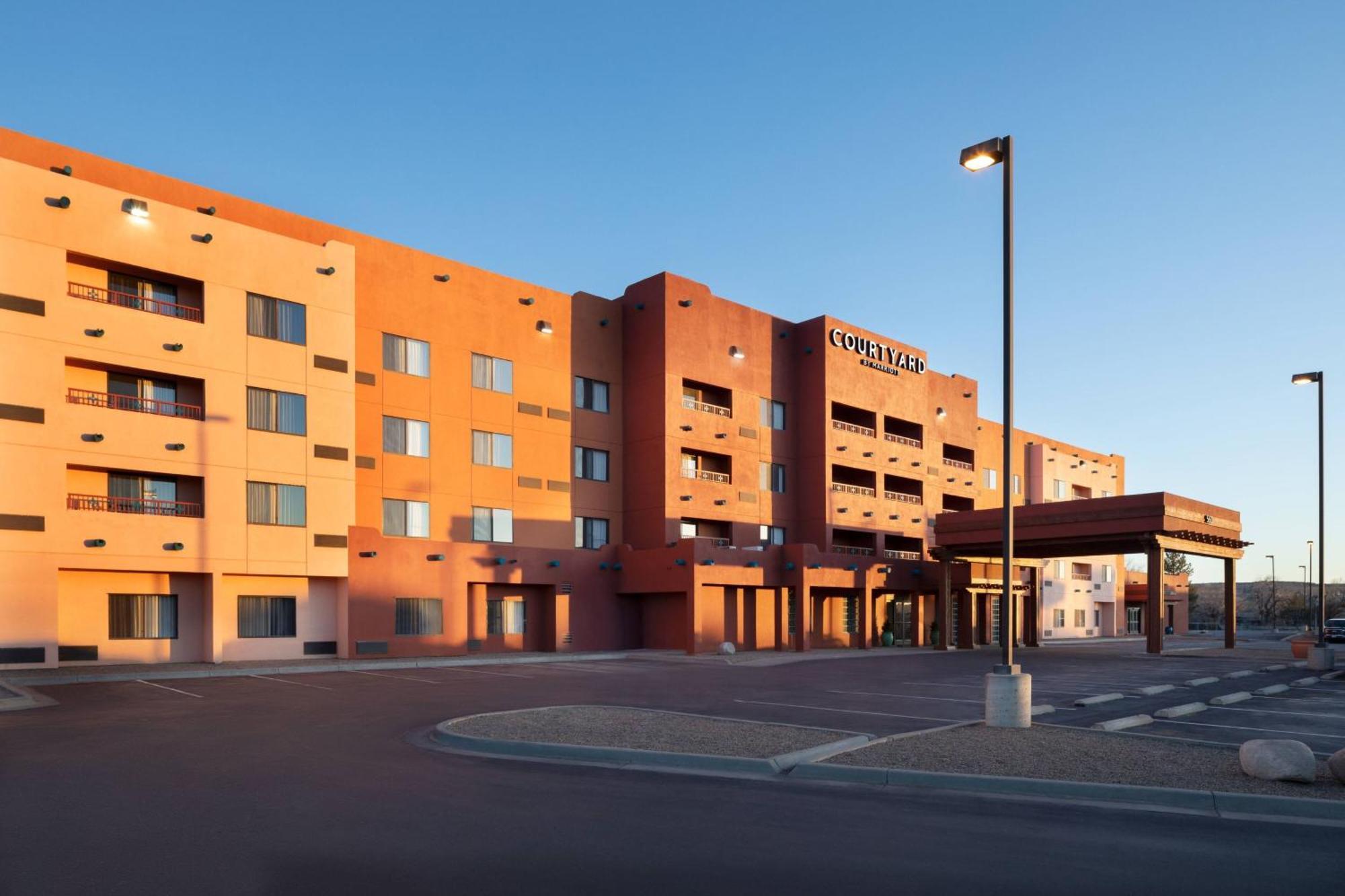 Courtyard Farmington Hotel Exterior photo